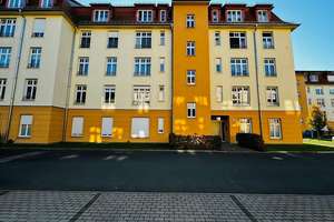 Besichtigung am 23.06.**Zweitbezug**Barrierefreie 2-Zi.-Wohnung mit EBK, Fußbodenheizung & Rollläden