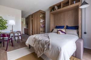 Möbliertes Studio Standard mit Gemeinschaftsflächen: Padelplatz, Fitness, Dachterrasse & mehr – Buschkrugallee 64, 12359 Britz, Berlin – Vorschaubild 1