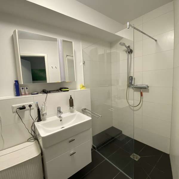 ***Exklusive gehobene 2-Zimmer-Wohnung - Barrierefrei - KfW 70-Haus - Balkon - im Bogenhof Aachen***