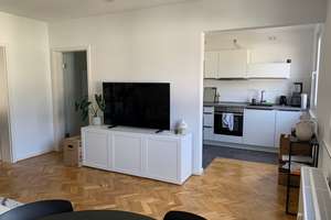 Helle, sanierte Wohnung in ruhiger Lage - Essen Frohnhausen, Nähe Mülheim – Postreitweg 129, 45145 Frohnhausen, Essen – Vorschaubild 2