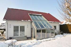 Modernes Architektenhaus für die große Familie