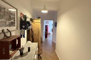 Saniertes teilmöbliertes 2-Zimmer-Apartment in Düsseldorf-Düsseltal