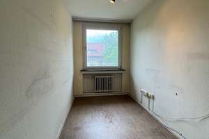 Potentialreiches Mehrfamilienhaus mit großem Grundstück, Garagenhof – Die vollständige Adresse der Immobilie erhältst du vom Anbieter., 45149 Haarzopf, Essen – Vorschaubild 9
