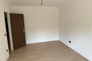 Lichterfelde West - bezugsfreie, modernisierte 2-Zimmer-Wohnung mit Süd-Balkon und Tiefgaragenplatz – Die vollständige Adresse der Immobilie erhältst du vom Anbieter., 12203 Lichterfelde, Berlin – Vorschaubild 13