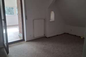 Familienfreundliches 4-ZKB-Haus mit Balkon/Terrasse, Einbauküche & Gäste-WC – Herbsteinerstraße 30, 13435 Wittenau, Berlin – Vorschaubild 4