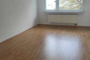Helle 3 Zimmer Wohnung mit Balkon in Salzgitter – Stromtal 31, 38226 Lebenstedt, Salzgitter – Vorschaubild 3
