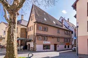 Kapitalanleger aufgepasst! Charmant renoviertes, renditestarkes Wohn-Geschäftshaus in Bad Cannstatt – Die vollständige Adresse der Immobilie erhältst du vom Anbieter., 70372 Cannstatt-Mitte, Stuttgart – Vorschaubild 1