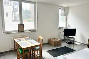 ***Neuwertige, helle, attraktive 2 ZKB- EG. Wohnung, Nähe Rheinufer*** – Adolf-Todt Straße  14, 65205 Biebrich, Wiesbaden – Vorschaubild 3