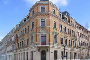Tolle 4-Zimmer-Wohnung in Mickten mit EBK und Balkon!