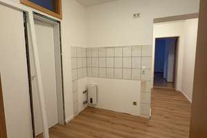 Helle 2-Zimmer Dachgeschosswohnung in Wiesbaden-Mitte – Hellmundstraße 53, 65183 Westend / Bleichstraße, Wiesbaden – Vorschaubild 4