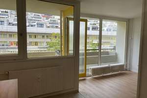Modernisierte 1-Zimmer-Wohnung mit Balkon und Einbauküche in Berlin-Wilmersdorf / Schmargendorf – Schlangenbader Strasse 17, 14197 Wilmersdorf, Berlin – Vorschaubild 7