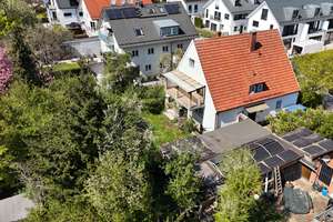 Ein-/Zweifamilienhaus - viel Garten - mit Sanierungsanspruch
