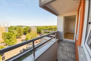 Bezugsfrei: Barrierefreier Wohntraum mit EBK und Balkon – Die vollständige Adresse der Immobilie erhältst du vom Anbieter., 90471 Langwasser Nordwest, Nürnberg – Vorschaubild 1