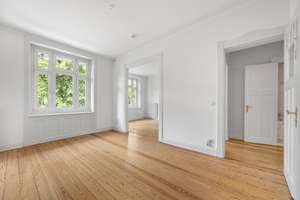 Altbaucharme im Generalsviertel mit sonnigem Südwestbalkon – Die vollständige Adresse der Immobilie erhältst du vom Anbieter., 20253 Hoheluft-West, Hamburg – Vorschaubild 3