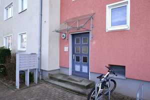 2-Zimmer-Wohnung mit Balkon in grüner Umgebung // 3.OG rechts – Herrenwiese 38, 38440 Wolfsburg – Vorschaubild 3