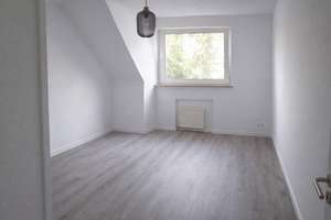 Erstbezug nach Renovierung - Zwei Schlafzimmer - 5 Minuten vom Stadtzentrum – Hochstr. 18, 58095 Mittelstadt, Hagen – Vorschaubild 4