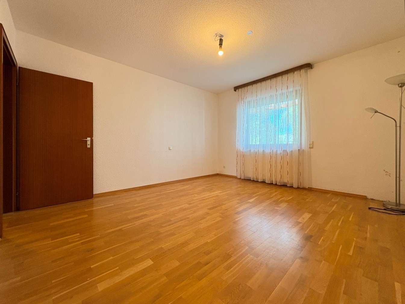 Immobilie in Rinteln - Drei Wohneinheiten in ruhiger Lage – Einziehen oder vermieten?  - Bild 18