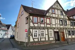 DIE KAPITALANLAGE MIT ALTSTADTFLAIR! 
KEINE KÄUFERPROVISION! – Alsfeld, Vogelsbergkreis, 36304 Vogelsbergkreis – Vorschaubild 1