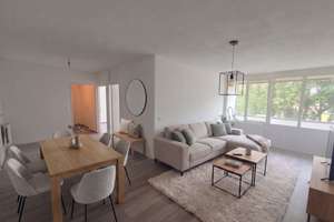 3-Zimmer Wohnung mit Balkon,Keller in Benrad Nord frisch renoviert