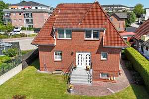 Großzügiges Einfamilienhaus + vermietete Doppelhaushälfte in Henstedt-Ulzburg – Segeberg (Kreis) – Vorschaubild 7