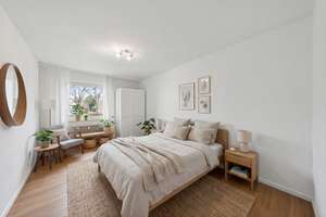 Sonnige Dreizimmerwohnung mit Balkon in ruhiger Zehlendorf Lage – Die vollständige Adresse der Immobilie erhältst du vom Anbieter., 14165 Zehlendorf, Berlin – Vorschaubild 8