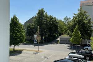 Charmante 2 Zimmer Wohnung in Audi-Nähe – Leharstraße 2, 85057 Nordwest, Ingolstadt – Vorschaubild 1