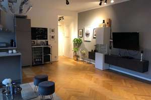 Moderne & elegante 2-Zimmer-Wohnung im stilvoll sanierten Altbau – Toplage! – Wagemannstrasse 32-36, 65183 Mitte, Wiesbaden – Vorschaubild 4