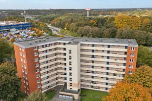 Faktor 16! Kernsaniert 2025: Moderne 2-Zimmer-Wohnung mit Balkon in Kiel – Die vollständige Adresse der Immobilie erhältst du vom Anbieter., 24114 Südfriedhof, Kiel – Vorschaubild 2