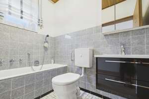 Bungalow mit großzügigem Grundstück und traumhaftem Blick – Die vollständige Adresse der Immobilie erhältst du vom Anbieter., 97514 Oberaurach – Vorschaubild 17