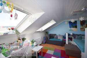 Großzügige 4-Zimmer-Dachgeschosswohnung mit 2 Balkonen, Garage & Teilungspotenzial – Die vollständige Adresse der Immobilie erhältst du vom Anbieter., 75180 Büchenbronn, Pforzheim – Vorschaubild 5