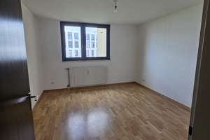 Schöne 3-Zimmer Wohnung mit Balkon – St.-Cajetan-Str. 36, 81669 Ramersdorf, München – Vorschaubild 2