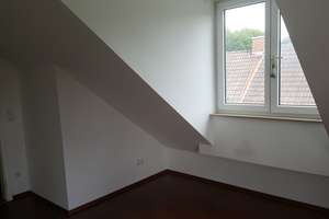 Kleines modernes Quadro Haus in ruhiger grüner Lage, Nähe Allacher Lohe – Pasteurstr. 43 C, 80997 Allach, München – Vorschaubild 12