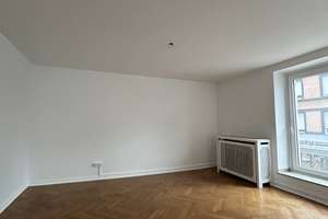Frisch renovierte 2,5 Zimmer Wohnung zu vermieten – Friedrichstr. 113, 40217 Unterbilk, Düsseldorf – Vorschaubild 4