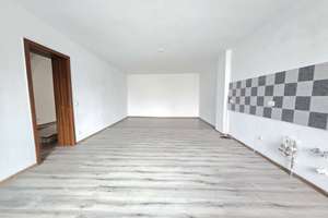 Helle Wohlfühloase in Resse 125 m² Wohnkomfort mit Balkon und Aufzug