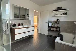 Neuwertiges 5 Zi.-Haus (Bj. 2016) in Bad Salzuflen – Die vollständige Adresse der Immobilie erhältst du vom Anbieter., 32108 Bad Salzuflen – Vorschaubild 16
