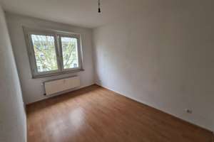 Schön und gemütlich! Renovierte 3,5 Raum Wohnung in ruhiger Lage!!! Balkon!! – Saarbrücker Straße 26, 45884 Rotthausen, Gelsenkirchen – Vorschaubild 2