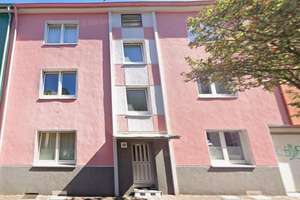 Zentrale 2,5-Zimmer-Wohnung mit Flair