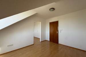 Helle 2-Zimmer-Dachgeschosswohnung  – Trierer Straße 181a, 52078 Forst, Aachen – Vorschaubild 3