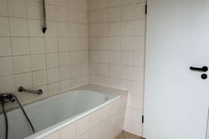 Charmante Dachgeschosswohnung mit toller Aussicht! Im Zentrum von Essen-Kray! – Krayer Straße 227, 45307 Kray, Essen – Vorschaubild 10