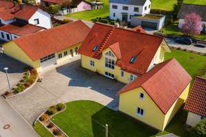 Repräsentatives Einfamilienhaus mit separaten Gewerbegebäude Werkstatt/Lagerhalle – Die vollständige Adresse der Immobilie erhältst du vom Anbieter., 93345 Hausen – Vorschaubild 3