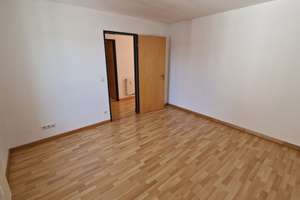 Dachgeschoss-3-Zimmer mit 2 Bädern und Einbauküche in Magdeburg – Breiter Weg 228, 39104 Altstadt, Magdeburg – Vorschaubild 10
