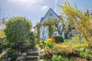 Stilvolle Stadtvilla in privilegierter Lage – mit Blick auf die historischen Wahrzeichen Schleswigs – Die vollständige Adresse der Immobilie erhältst du vom Anbieter., 24837 Schleswig – Vorschaubild 7