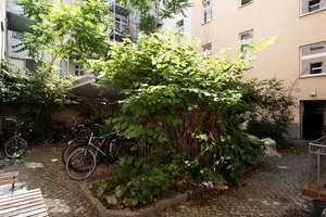 Bezugsfreie charmante Altbauwohnung in begehrter Lage im Samariterkiez. – Schreinerstraße 58, 10247 Friedrichshain, Berlin – Vorschaubild 19
