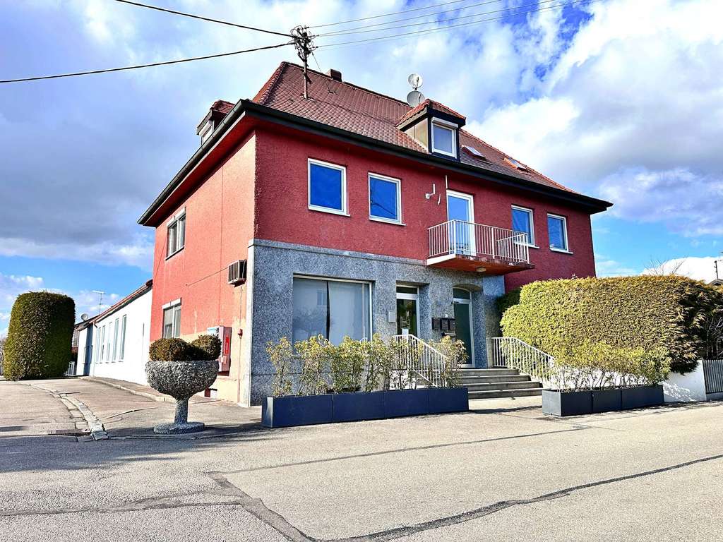 Immobilie in Mammendorf - Wohnen + Gewerbe | 3 Wohnungen | Entwicklung möglich - Bild 0