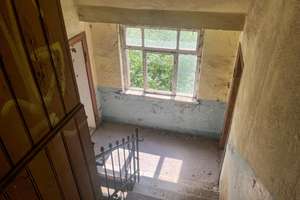 Charmantes Gründerzeit-Mehrfamilienhaus mit zeitloser Eleganz und Potenzial. – Die vollständige Adresse der Immobilie erhältst du vom Anbieter., 9125 Erfenschlag, Chemnitz – Vorschaubild 1