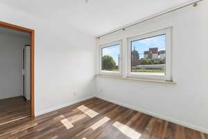 Wohnen auf zwei Ebenen – großzügige Maisonettewohnung mit Balkon und zwei Garagen in Bremen-Walle – Die vollständige Adresse der Immobilie erhältst du vom Anbieter., 28219 Walle (Ortsteil), Bremen – Vorschaubild 13