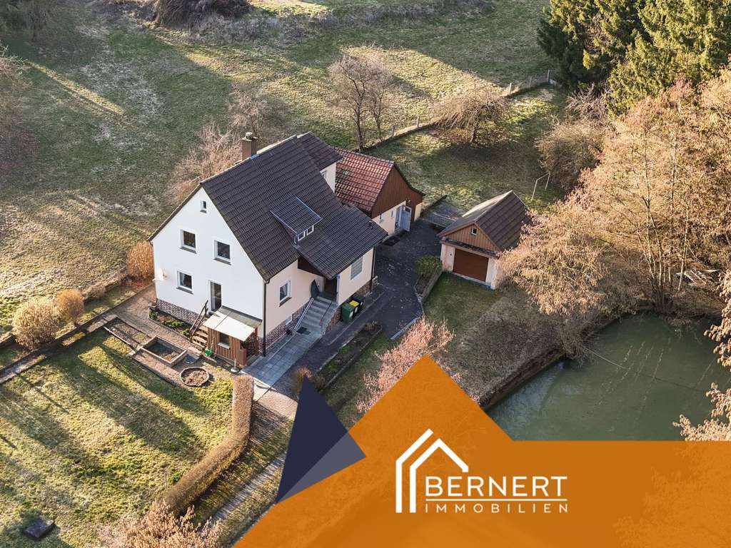 Immobilie in Sonnefeld - Viel Platz für neue Wohnideen: Haus mit großem Grundstück in ruhiger, gut angebundener Lage - Bild 0