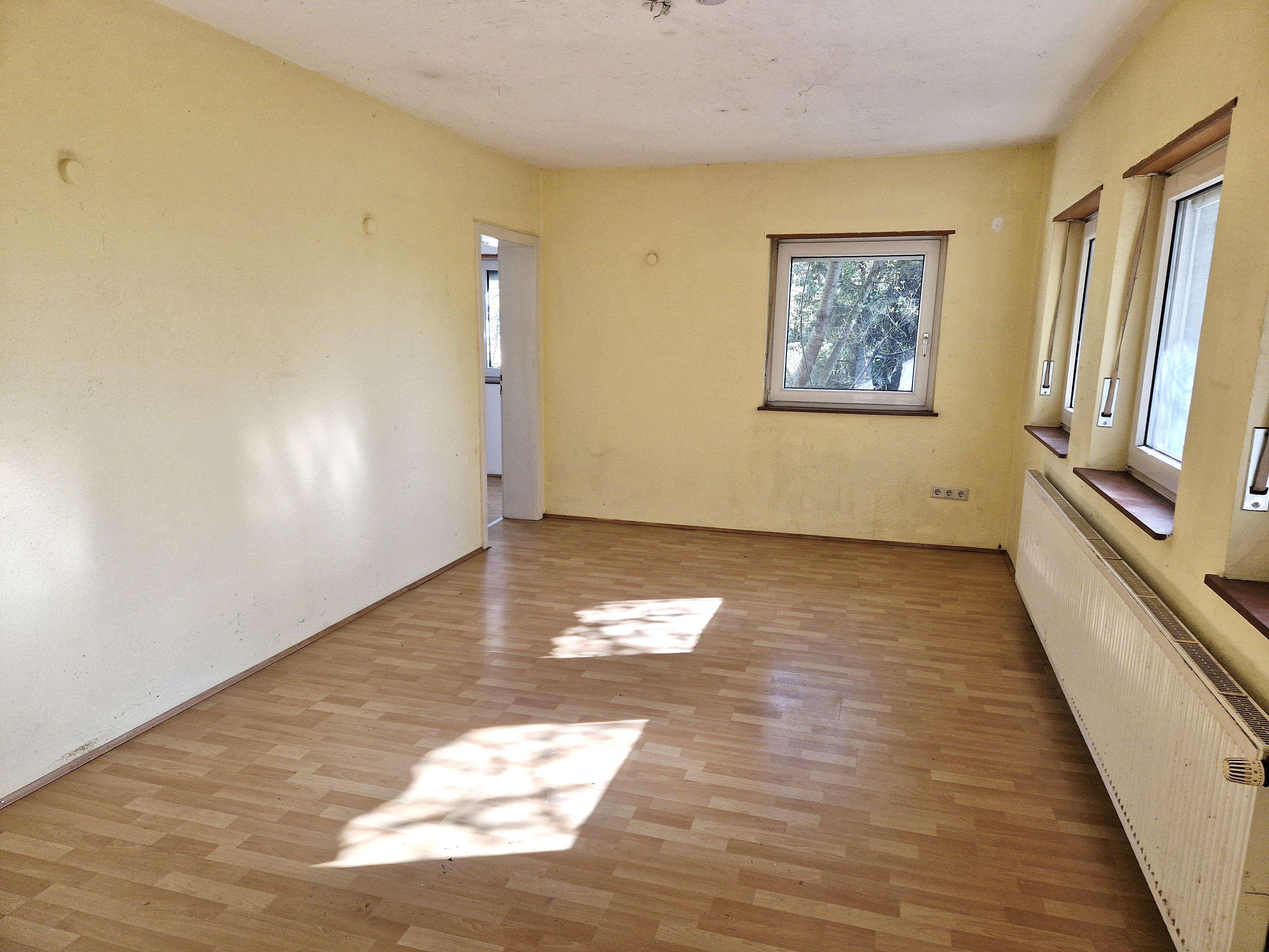 Immobilie in Neuleiningen - Wohnen mit Weitblick: Haus auf 1.900 m² Grundstück in Neuleiningen - Bild 8