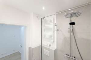 Ruhige Lage Isar / Wettersteinplatz ! Renoviertes Appartement mit Balkon in Untergiesing-Harlaching – Die vollständige Adresse der Immobilie erhältst du vom Anbieter., 81547 Giesing, München – Vorschaubild 12