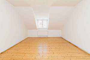 65 m² Wohnkomfort unter dem Dach – 2-Zimmer-Wohnung in Plagwitz